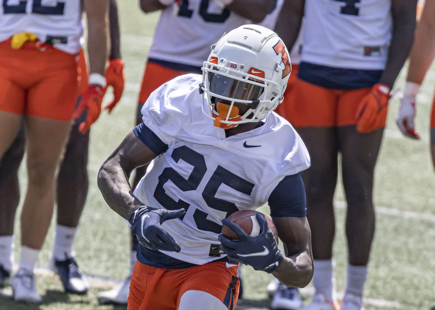 Illinois football practice 3 080221.JPG